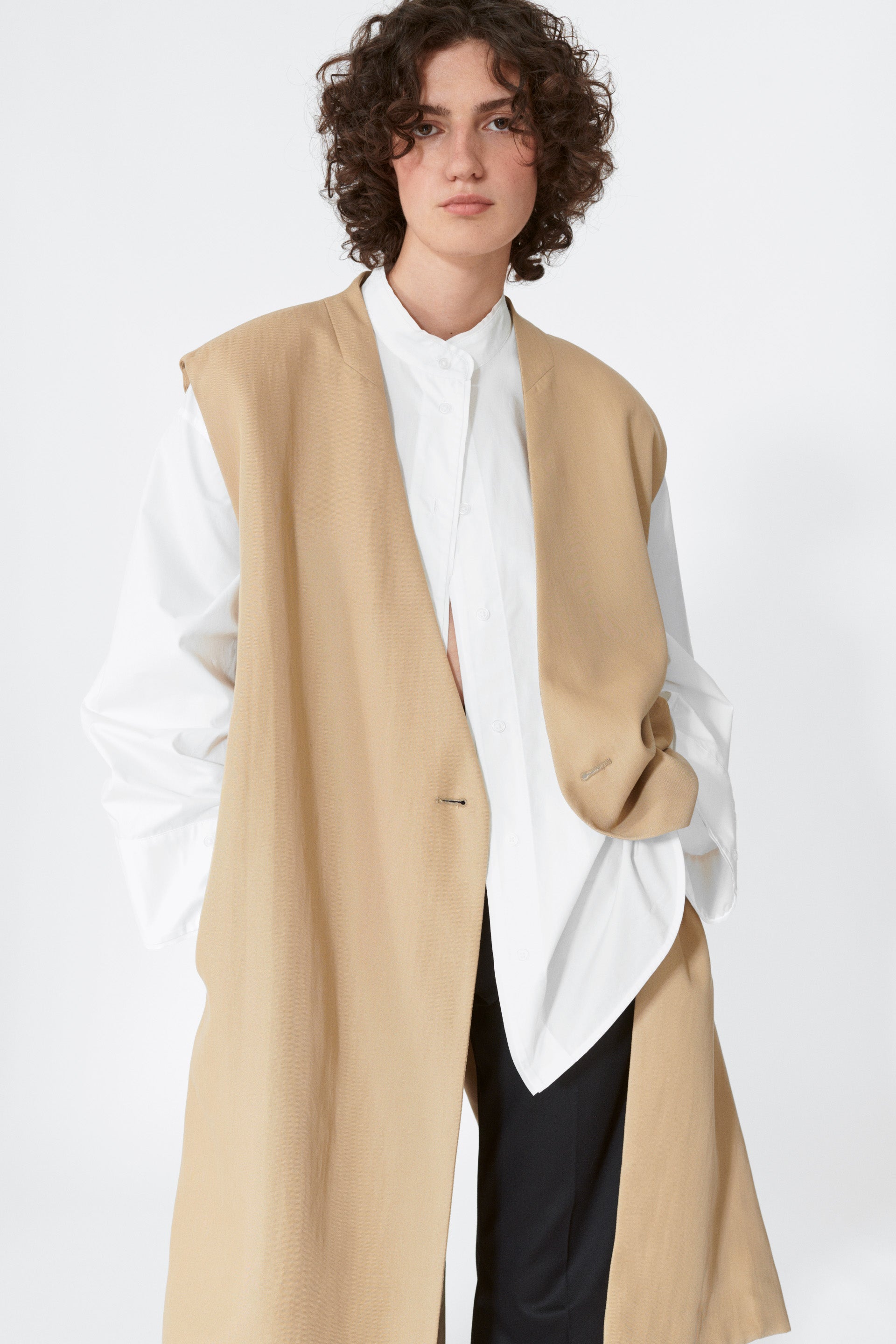 Lovechild 1979 Alaia Vest Vest 750 Sand