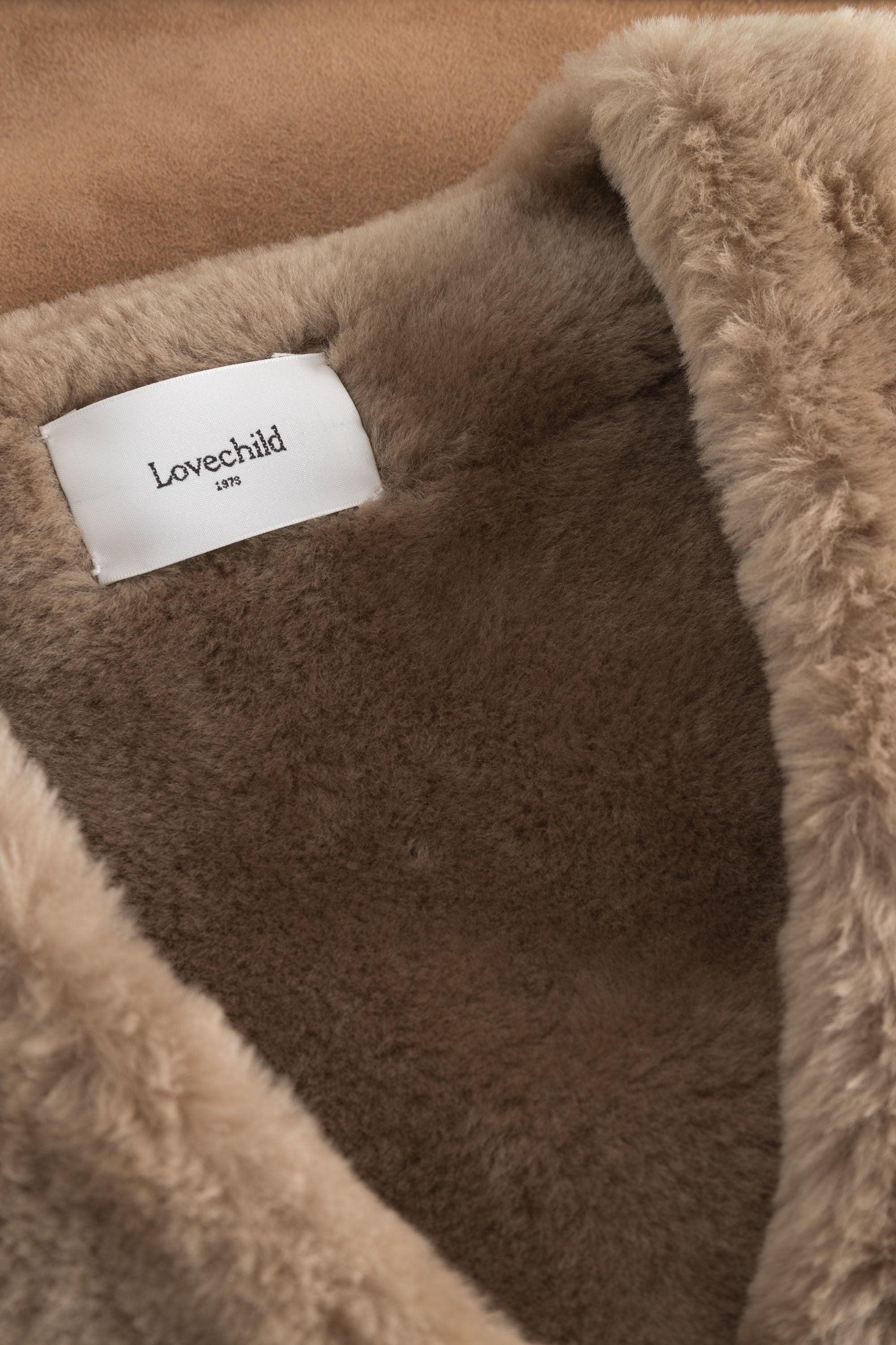 Lovechild 1979 Sally Vest OUTERWEAR 741 Tan